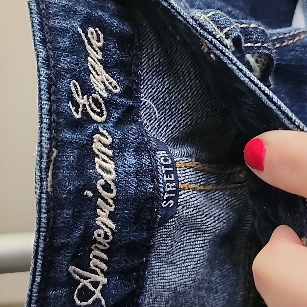 Sold! "A.E.O." Skinny Jeans (Regular) π - Picture 5 of 10